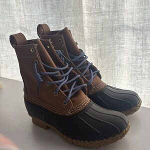 L.L.Bean Bean Boots Made in Maine Size 8 Excellent Condition Snow Rain